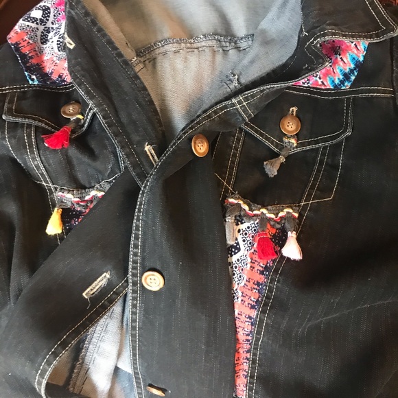 Jean jacket - Picture 11 of 11